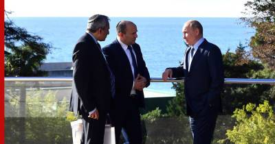 Владимир Путин - Нафтали Беннетый - Путин назвал встречу с премьер-министром Израиля Беннетом содержательной и продуктивной - profile.ru - Москва - Россия - Сочи - Израиль