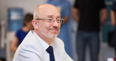 Владимир Зеленский - Ирина Верещук - Юрий Бутусов - Алексей Резников - СМИ: Зеленский согласовал Резникова на пост министра обороны, а на его место - Верещук - kp.ua - Украина - Киев