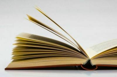 Берулава рассказал, каким вузовским учебникам требуется обязательная экспертиза - pnp.ru - Россия