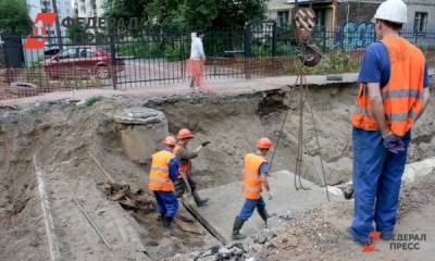 Коммунальники раскрыли секрет, почему в Барнауле регулярно рвутся трубы - fedpress.ru - Барнаул - Алтайский край