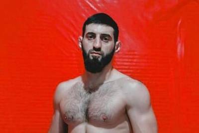 Боец MMA нокаутировал соперника за пять секунд - lenta.ru - Россия - Англия - Польша - Сенегал