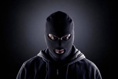 В Беэр-Шеве банда бедуинов в масках ограбила ювелирный магазин и избила продавца - news.israelinfo.co.il