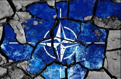 Андрей Ермолаев - На Украине предсказали два сценария распада НАТО - news-front.info - Россия - Украина - Запад