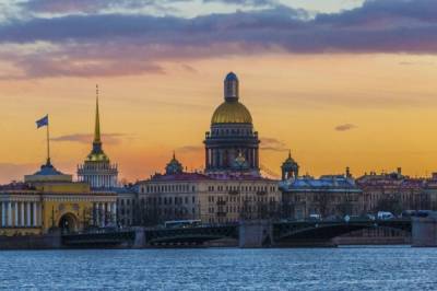 Александр Ситов - Фуд-корты в Петербурге смогут работать на вынос и доставку в нерабочие дни - aif.ru - Санкт-Петербург