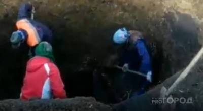 Жители Моргаушского района устали жить без воды: пенсионерки взялись за лопаты - pg21.ru - район Моргаушский