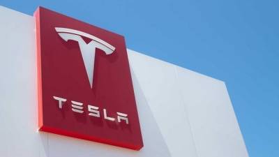 Акции Tesla обновили исторический максимум. В понедельник на PreMarket бумаги стоят почти $950 - minfin.com.ua - Украина - Нью-Йорк