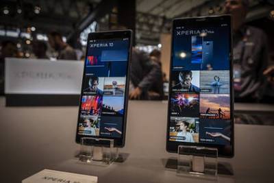 Sony лишит смартфоны бесплатного зарядника - lenta.ru