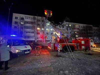 Все четверо пострадавших спасены из-под завалов после взрыва в доме в Набережных Челнах, погибших нет - interfax-russia.ru - Россия - Набережные Челны - Казань