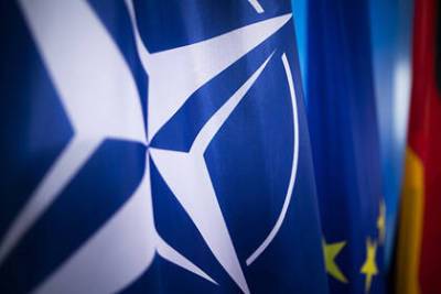 Александр Носов - Украину впервые пригласили на заседание НАТО - lenta.ru - Украина - Брюссель