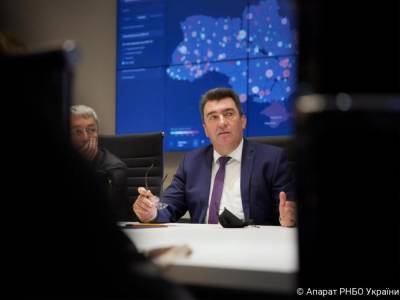 Алексей Данилов - Данилов: Что еще нужно сделать, чтобы люди поняли: или они вакцинируются, или отправляются на кладбище? - gordonua.com - Россия - Украина