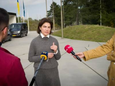 Максим Степанов - Ирина Венедиктова - Правозащитник обвинил Степанова в саботаже поставок медикаментов и оборудования, Венедиктова отреагировала - gordonua.com - Украина