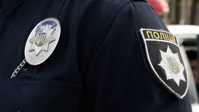 Денис Монастырский - Виктор Ляшко - Украинским полицейским раздадут ковид-значки - sharij.net