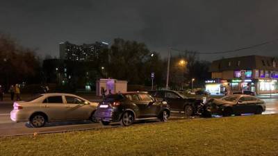 Назван самый аварийный день минувшей недели - vm.ru - Москва