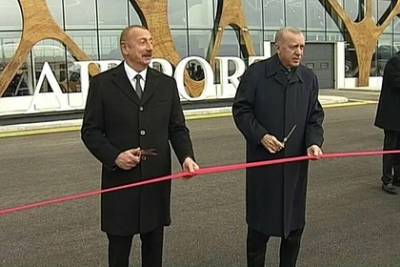 Тайип Эрдоган - Ильхам Алиев - Алиев и Эрдоган открыли международный аэропорт в Карабахе - lenta.ru - Турция - Азербайджан