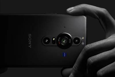 Sony представила смартфон с самой большой камерой - lenta.ru
