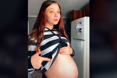 21-летняя женщина забеременела в четвертый раз и разозлила людей - lenta.ru