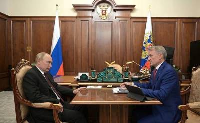 Владимир Путин - Герман Греф - Кредитование физлиц у "Сбербанка" растет в 5 раз быстрее, чем юрлиц - smartmoney.one - Россия