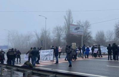 Сергей Сухомлин - Тарифные бунты: в Житомире люди ворвались в здание местного горгаза - newsland.com - Украина - Житомир