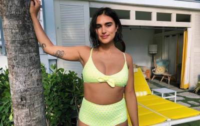 Alexander Macqueen - Обложку Vogue Russia украсила plus size модель - korrespondent.net - Россия - Украина - Голландия