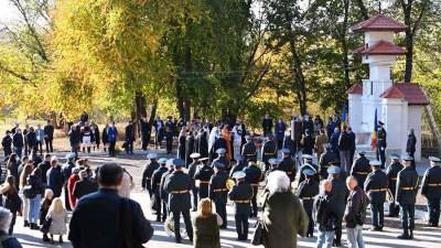В Молдавии открыли памятник воевавшим на стороне нацистской Германии румынам - iz.ru - Израиль - Молдавия - Германия - Кишинев