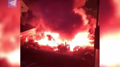 В Воронеже загорелась промзона на площади 500 кв. м. - iz.ru - Россия - Израиль - Воронеж - Воронежская обл. - На