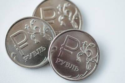 Артем Деев - Аналитик Деев «AMarkets» предупредил граждан РФ о девальвации рубля в 2022 году - abnews.ru - Россия