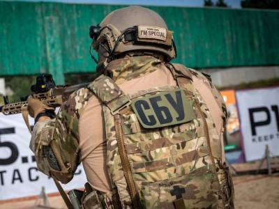 Трое сотрудников СБУ похитили и избивали иностранца, требуя $200 тыс., он расплатился с ними биткоинами – ГБР - gordonua.com - Украина - Киев
