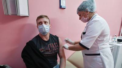 Татьяна Голикова - «Изучено в доклинических исследованиях»: в России одобрили одновременное применение «Спутника Лайт» и вакцины от гриппа - russian.rt.com - Россия