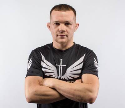 Игорь Алтушкин - Петр Ян - Более 150 уральцев отправятся в Абу-Даби, чтобы поддержать Петра Яна в титульном бою - nakanune.ru - Екатеринбург - Абу-Даби