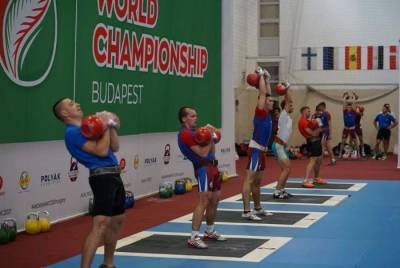 Спортсмены из Рязани завоевали золото и серебро Чемпионата мира по гиревому спорту и установили новый мировой рекорд - 7info.ru - Будапешт - Рязань