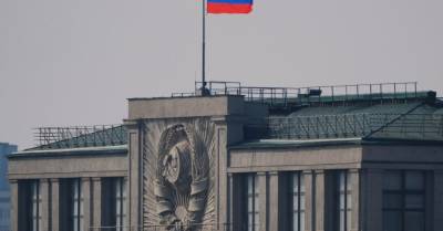 Владимир Путин - В России предложили арестовывать за сравнение СССР с нацистской Германией - rus.delfi.lv - Россия - Германия - Латвия