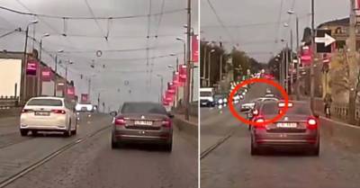 ВИДЕО: Водитель объезжал пробку по мокрой брусчатке и врезался в ограждение - rus.delfi.lv - Рига - Латвия