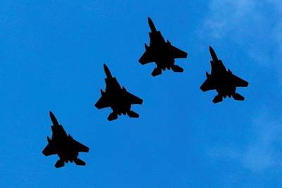 В США назвали модернизацию истребителей F-15 тупиковой - lenta.ru - США - Сирия