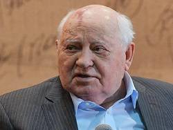 Михаил Горбачев - Горбачев рассказал о разрушивших перестройку и СССР "двух ударах" - newsland.com - Россия
