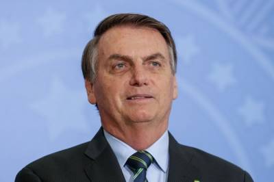 Жаир Болсонар - Болсонару назвал обвинения в плохом управлении Бразилией клоунадой - aif.ru - Бразилия