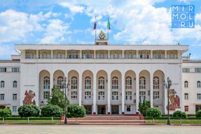 Абдулпатах Амирханов - Парламент Дагестана готовится рассмотреть кандидатуру на пост премьер-министра региона - mirmol.ru - респ. Дагестан