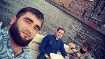 Рамзан Кадыров - Porsche - Задержанный с наркотиками представитель Кадырова попал в петербургскую больницу - dp.ru - Санкт-Петербург - респ. Чечня - окр.Сзфо