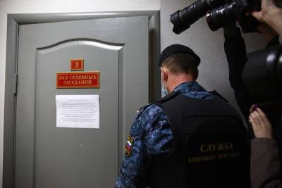 В Петербурге суд не стал арестовывать представителя Кадырова — он попал в больницу - znak.com - Москва - Санкт-Петербург - респ. Чечня - Того - окр.Сзфо - район Московский, Санкт-Петербург
