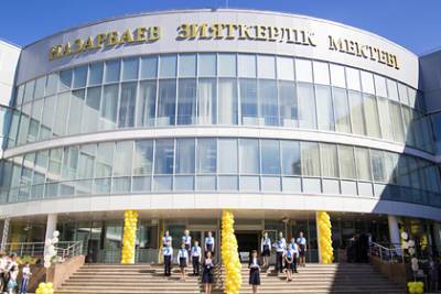 Гарри Поттер - В Казахстане школьник покончил с собой после беседы с психологом о надетой юбке - lenta.ru - Казахстан - Алма-Ата