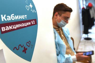 Владислав Жемчугов - Иммунолог назвал способ эффективного продвижения вакцинации в России - lenta.ru - Россия