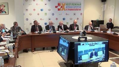 Леонид Рошаль - Михаил Мишустин - Михаил Мишустин обратился к участникам съезда «Национальной медицинской палаты» - 1tv.ru