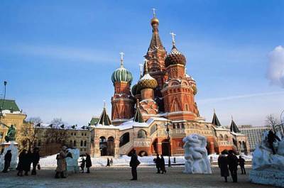 Руслан Бобиев - Блогер - Прокурор запросил реальные сроки блогеру и его подруге за провокационное фото у храма Василия Блаженного - nakanune.ru - Россия - Таджикистан