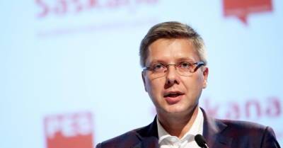 Нил Ушаков - В Европарламенте рекомендуют лишить Ушакова депутатской неприкосновенности - rus.delfi.lv - Латвия