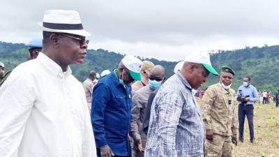 Аналитики Le Potentiel Centrafricain оценили вклад президента ЦАР в восстановление страны - inforeactor.ru