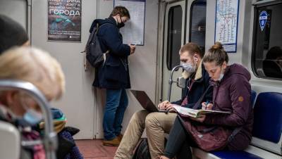 Метро Петербурга во время локдауна перейдёт на график выходного дня - dp.ru - Россия - Санкт-Петербург
