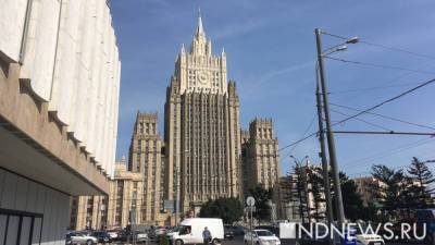 Мария Захарова - Захарова: США сделали процедуру выдачи виз дикой для XXI века - newdaynews.ru - Москва - Россия - США