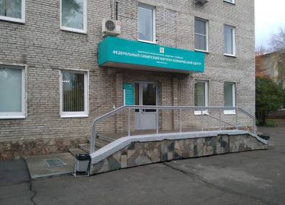 Мужчина в Красноярске узнал о смерти матери от ковида и покончил с собой у больницы - province.ru - Красноярск