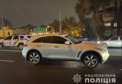 В Харькове водитель на Infiniti сбила женщину - facenews.ua - Украина - Харьков - район Слободский, Харьков