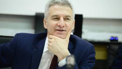 Артур Парфенчиков - В Карелии детские сады и школы начнут пускать родителей по QR-кодам - dp.ru - Россия - республика Карелия