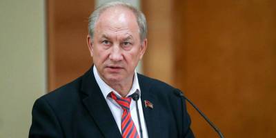 Валерий Рашкин - Депутат Госдумы от КПРФ попался с убитым лосем под Саратовом - ruposters.ru - Россия - Саратов